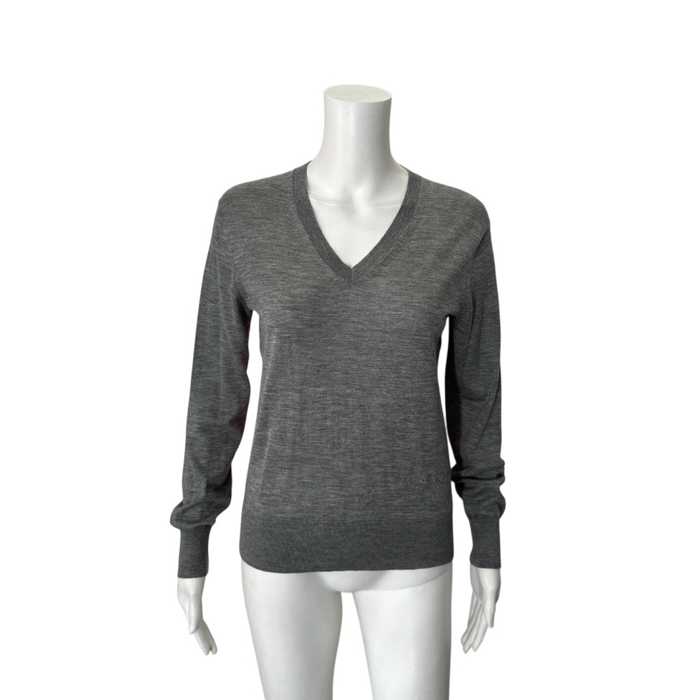 $990 Alexander McQueen Gray & Pink V-Neck Sweater Size Small
